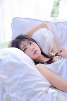 白色乳息未增删带翻译樱花